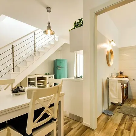 아파트 Penthouse 104 Sea View -magnolia Holidays *