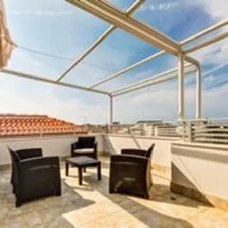 Penthouse 104 Sea View -magnolia Holidays דירה אלגהרו